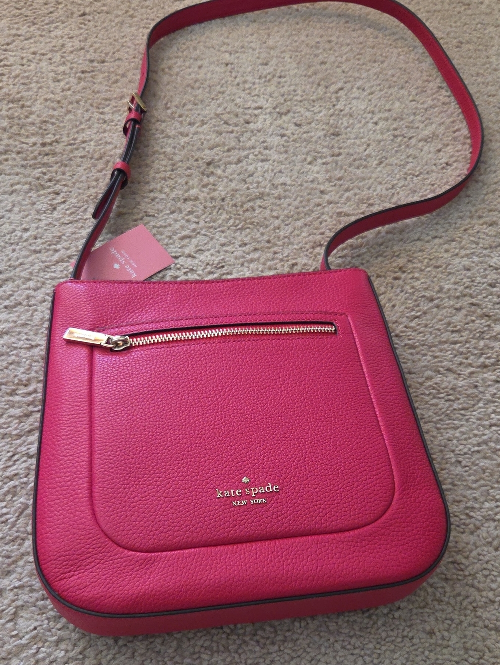 NEW! KATE SPADE Leila Bright Rose  Hot Pink Pebbled Leather Crossbody / Gold Zip